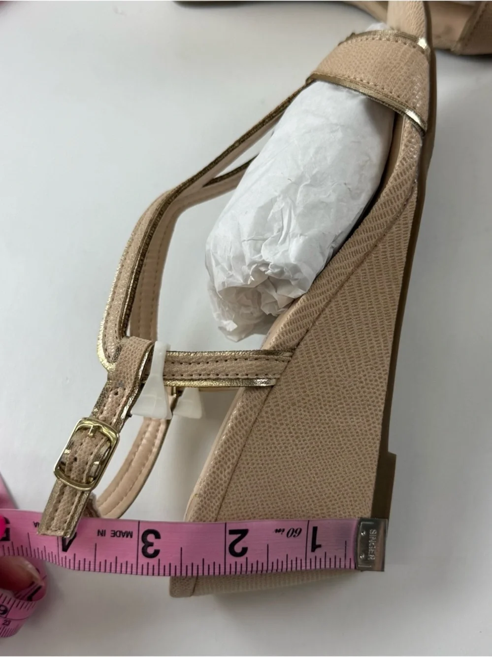 Jones New York Denera Strappy Wedge Sandals Womens 7M Natural Beige Buckle NEW